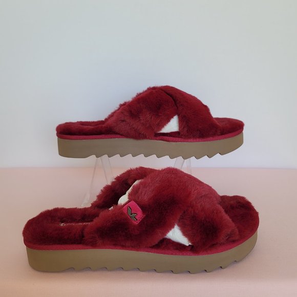 KOOLABURRA BY UGG Women’s Fuzz-It Faux-Fur Slipper Sandals-Berry color. Size 9M⭐ - Picture 10 of 15